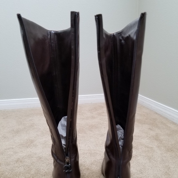 Chanel Classic Heel Boot - Picture 6 of 8